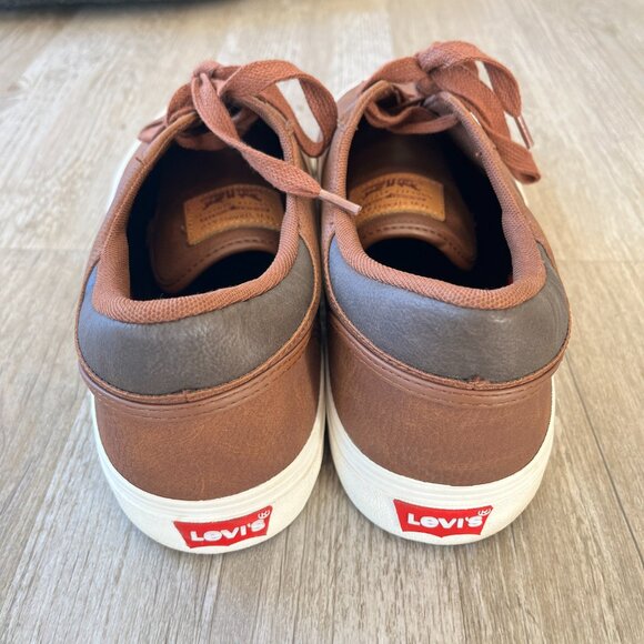 Mens Levi Classic Brown Ethan Lowtop Sneaker - 13 - Picture 4 of 11